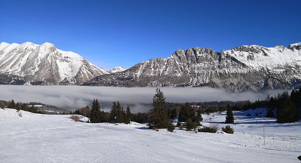 Nuage en suspension à La Joue-du-Loup