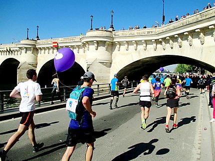 Le Pont Neuf et le marathon de Paris