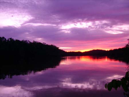Coucher de soleil sur le fleuve Oyack Coucher de soleil sur le fleuve Oyack