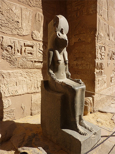 Statue temple d'Habu - Louxor Statue temple d'Habu - Louxor