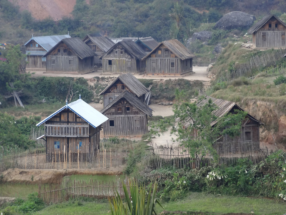 Le village de Sakaivo