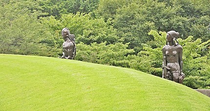 Les Grandes Statues de l'Eloquence à Hakone