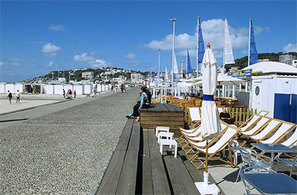 Front de mer et digue promenade, La Havre