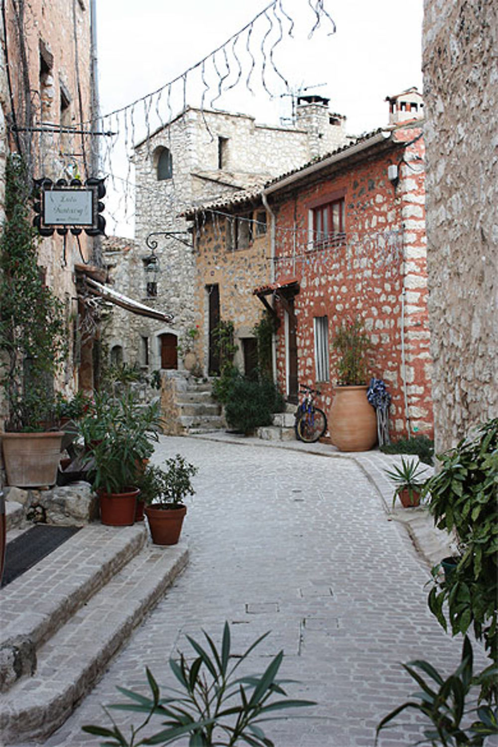 Ruelles