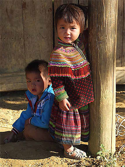 Enfants Hmongs