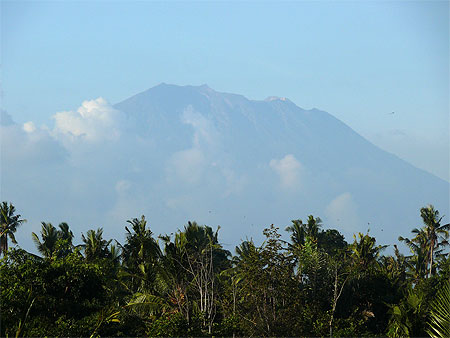 Vue du volcan Le Gunung Agung Vue du volcan Le Gunung Agung