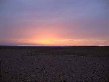 Coucher de soleil sur le  désert