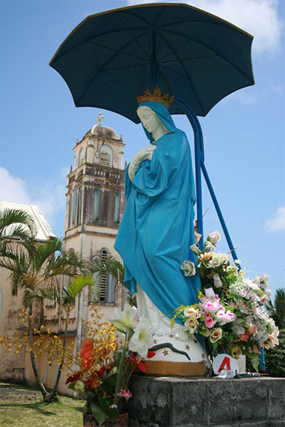 Vierge au parasol