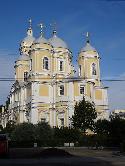 Cathédrale St Vladimir vue de derrière