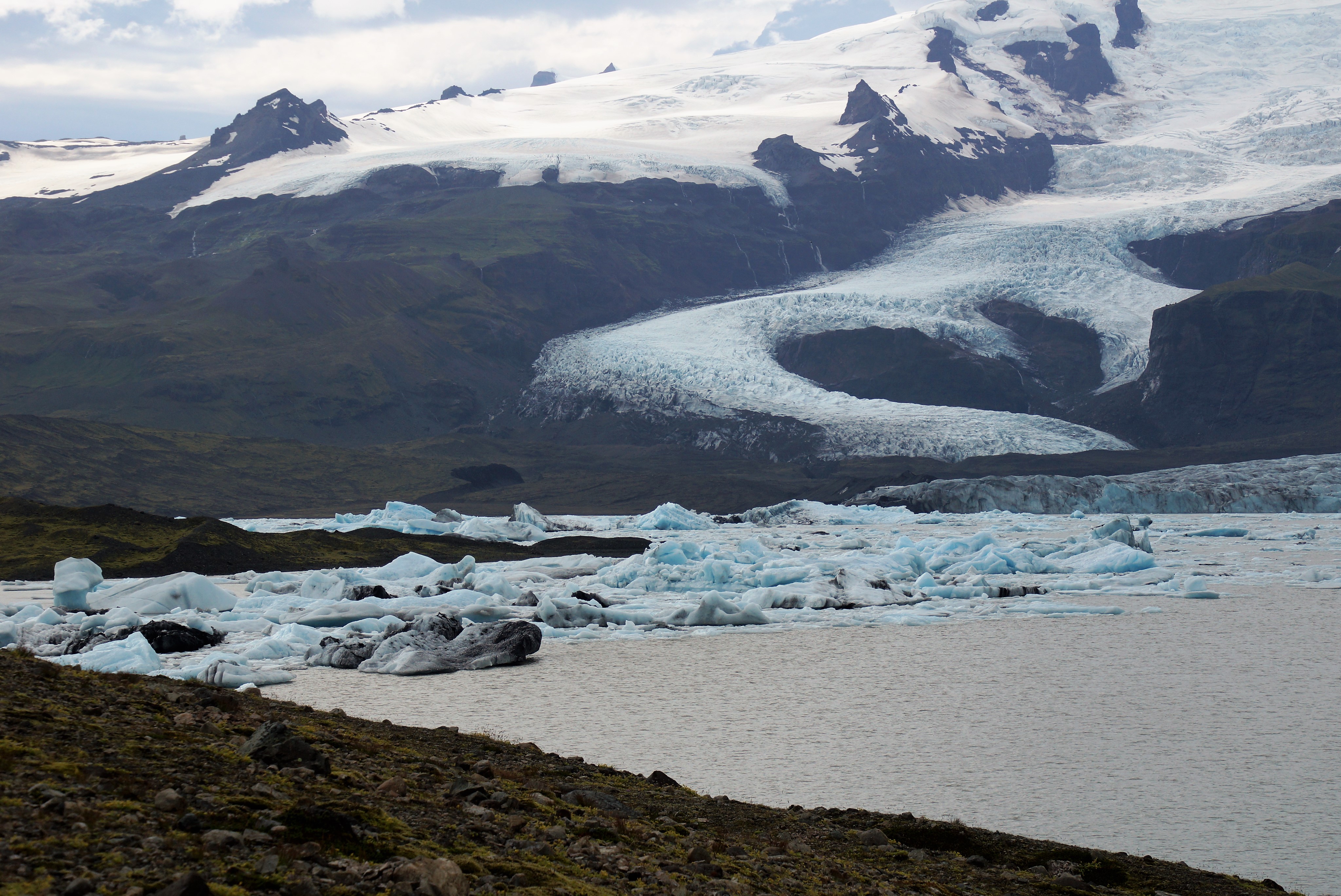 Langue glaciaire et lagon Fjallsarlon Langue glaciaire et lagon Fjallsarlon