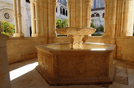Lavabo pour les moines du monastère d'Alcobaça