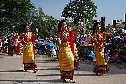 La parade du Lay Krathong