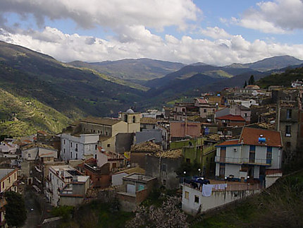 Le village de Reitano