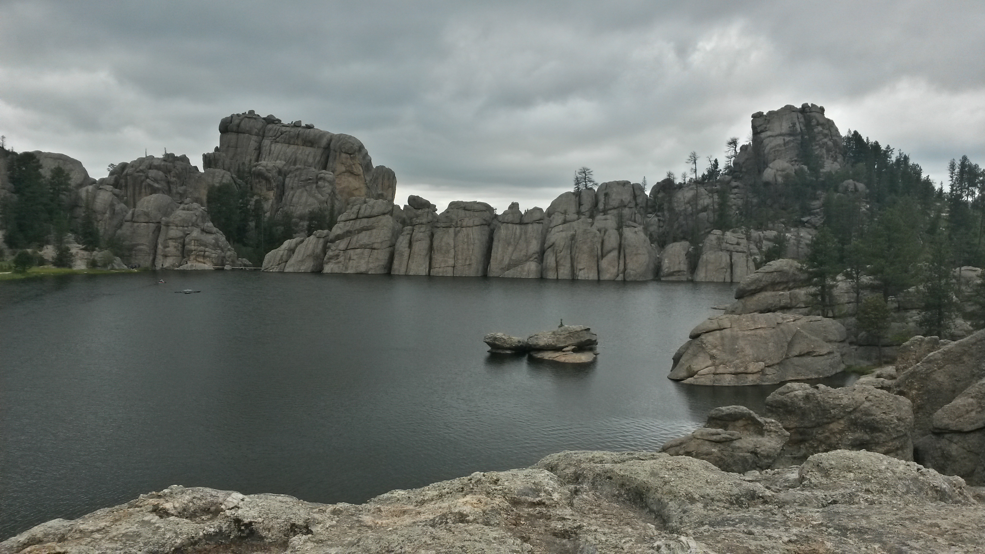 Sylvan lake dans Custer National Park Sylvan lake dans Custer National Park