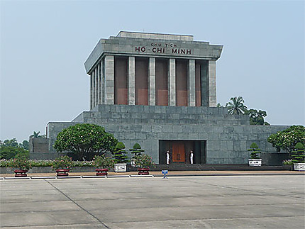 Le mausolée Hô Chi Minh