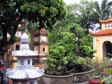 Le temple de Quan Thành Le temple de Quan Thành