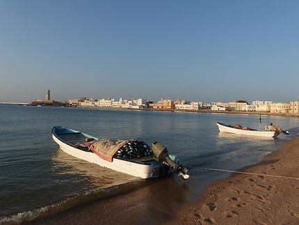Ayjah, en face de Sur, Oman