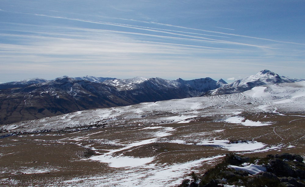 Monts du Cantal vus du plateau du Limon