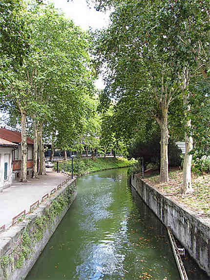 Le Canal du Midi à Toulouse, ancienne écluse Matabiau et l'ancien 4e bief (3).