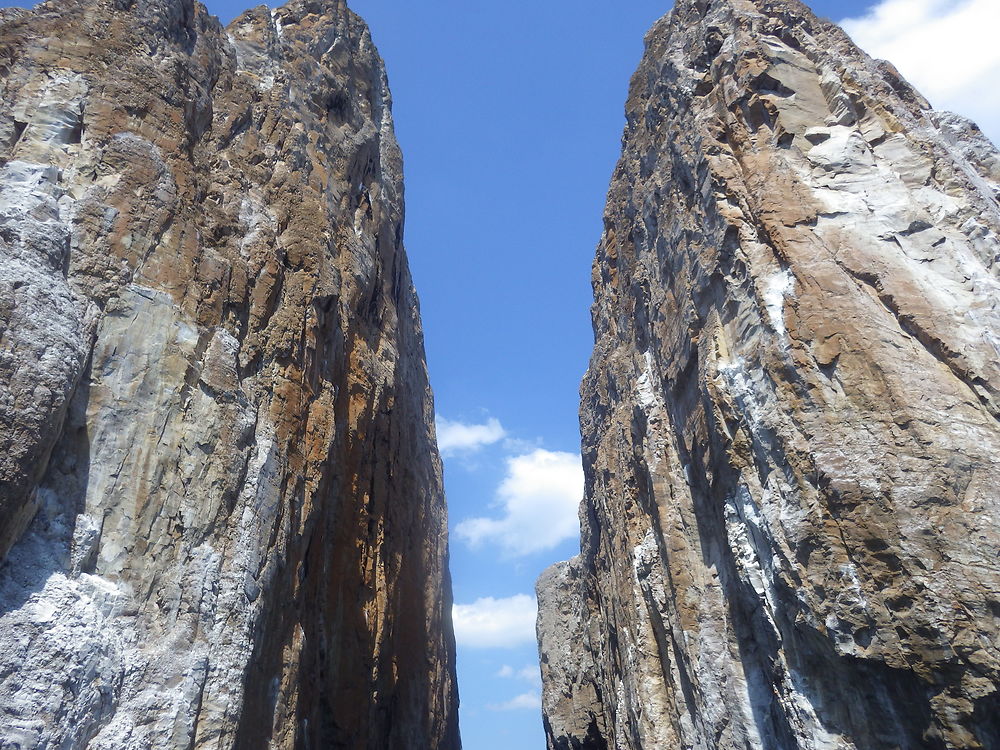 Kicker rock leon dormido