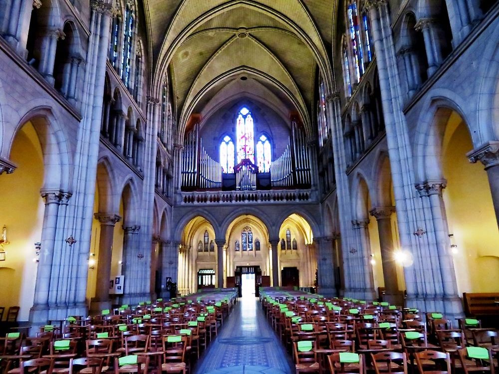 Intérieur de la Basilique ND-du-Perpétuel-Secours