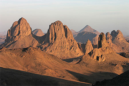 Le coucher du soleil vu de l'Ermitage du Père de Foucauld - Assekrem Le coucher du soleil vu de l'Ermitage du Père de Foucauld - Assekrem