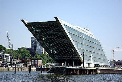 Un bâtiment ultra moderne