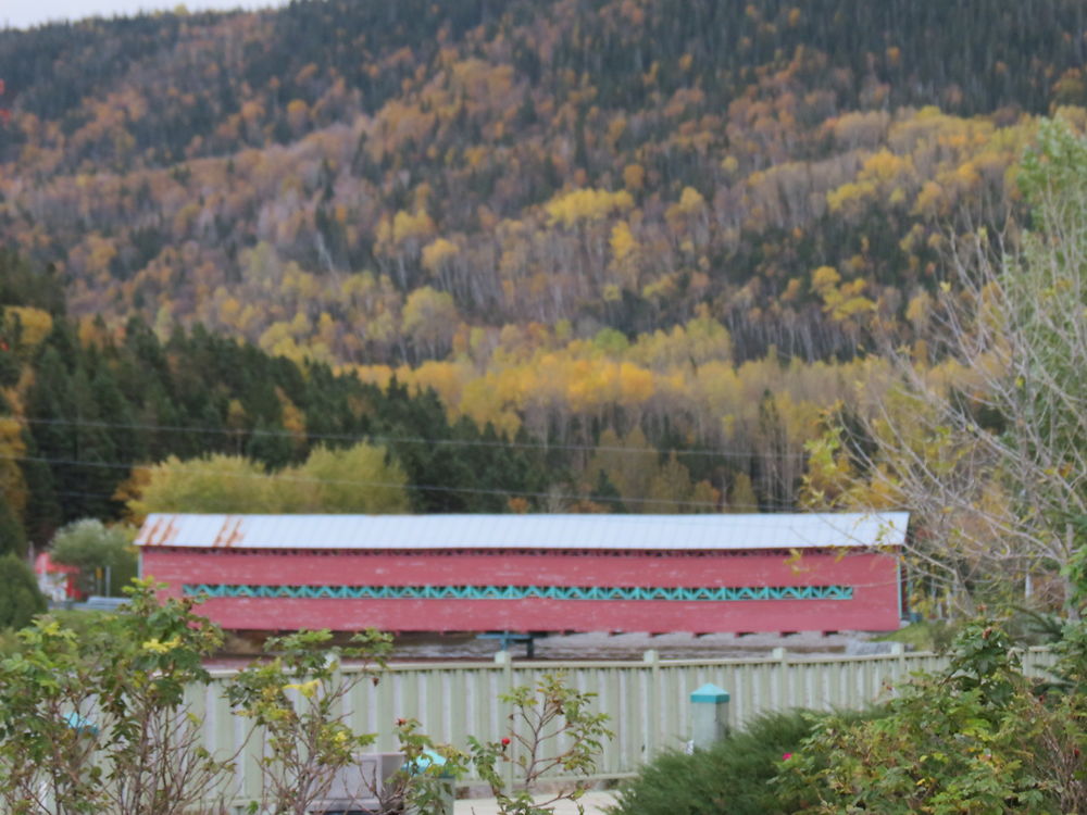 Pont couvert à Grande-Vallée