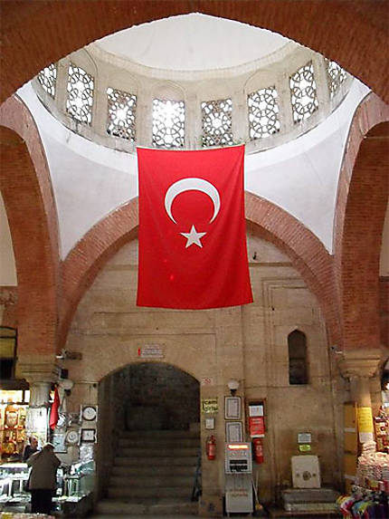 Intérieur du bazar de la Selimiye