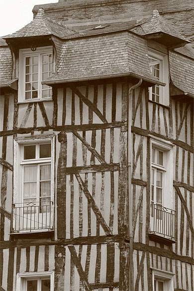 Rennes - Rue St Michel - Maison à pan de bois Rennes - Rue St Michel - Maison à pan de bois