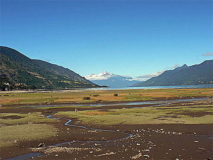 Fjord Reloncavi, à Cochamo