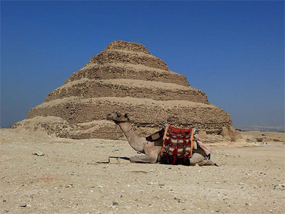 La pyramide à degrès de Djoser