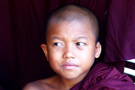 Enfant moine