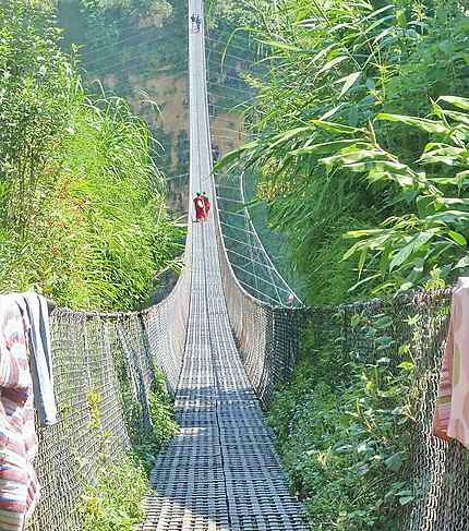 Pont suspendu - Seti vallée