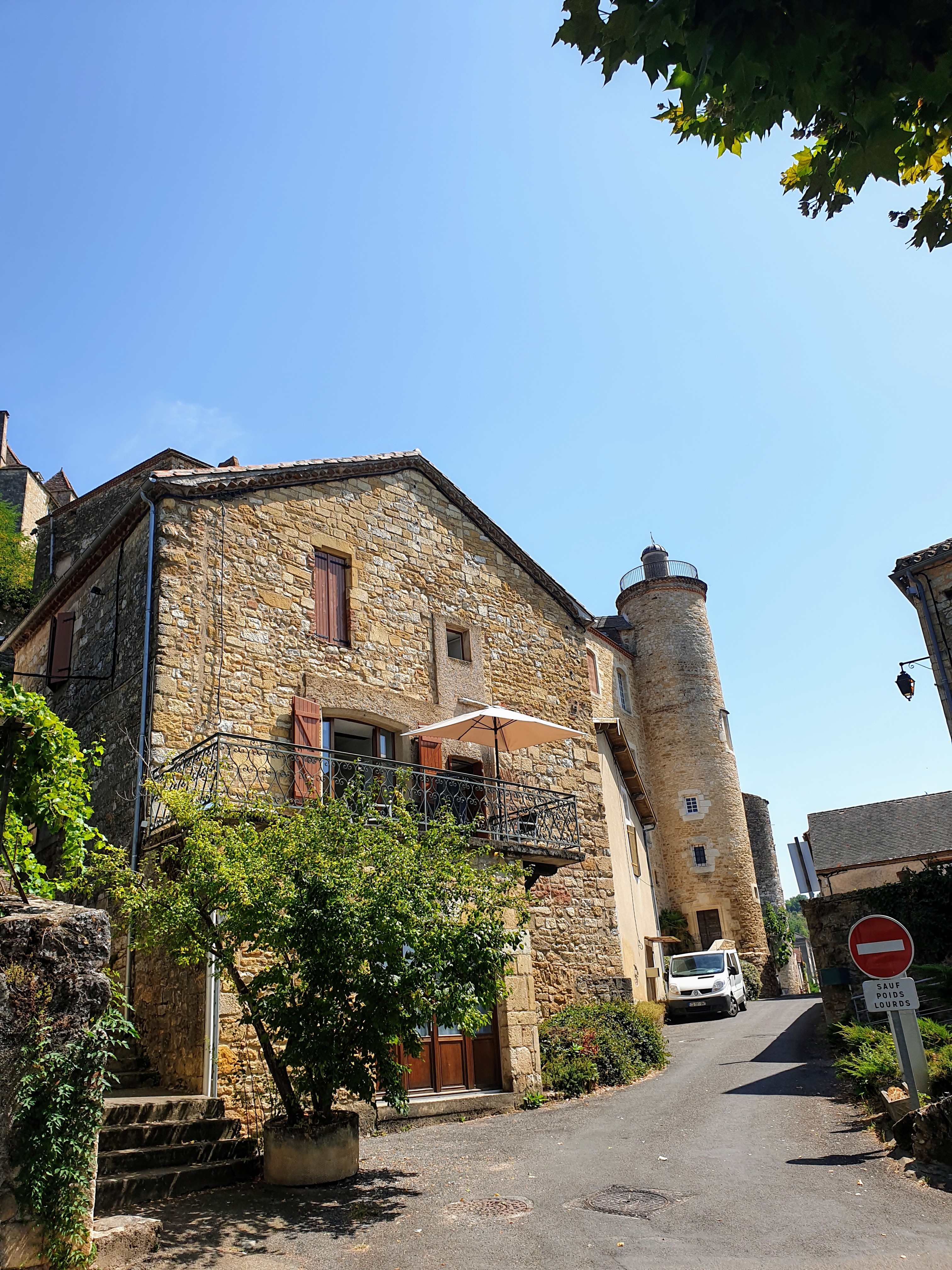 Sublime demeure de Puy-l'Évêque Sublime demeure de Puy-l'Évêque