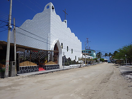 Eglise Puerto Villamil