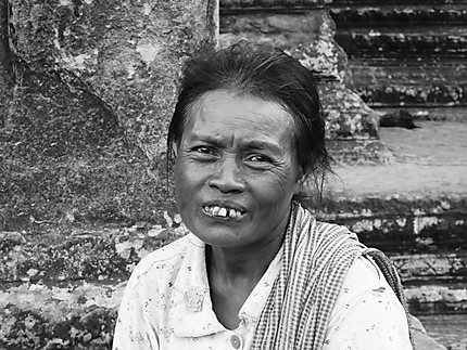 Grande dame à Angkor Wat