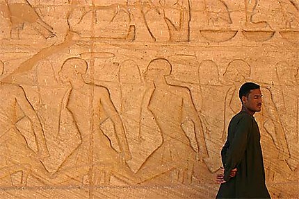 Abou Simbel, bas reliefs