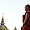 Moine bouddhiste dans la ville de Yangon