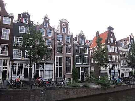 élégantes maisons à Amsterdam