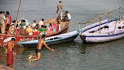 Saut dans le Gange 