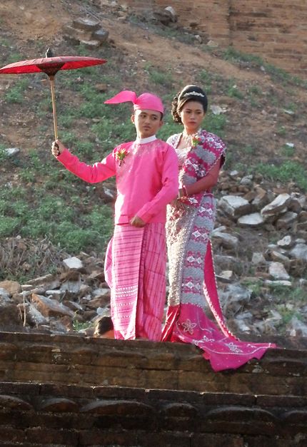 Mariés sur la paya Mantaragyi 