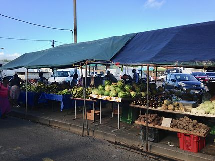 Des légumes et des fruits à profusion, à Cayenne