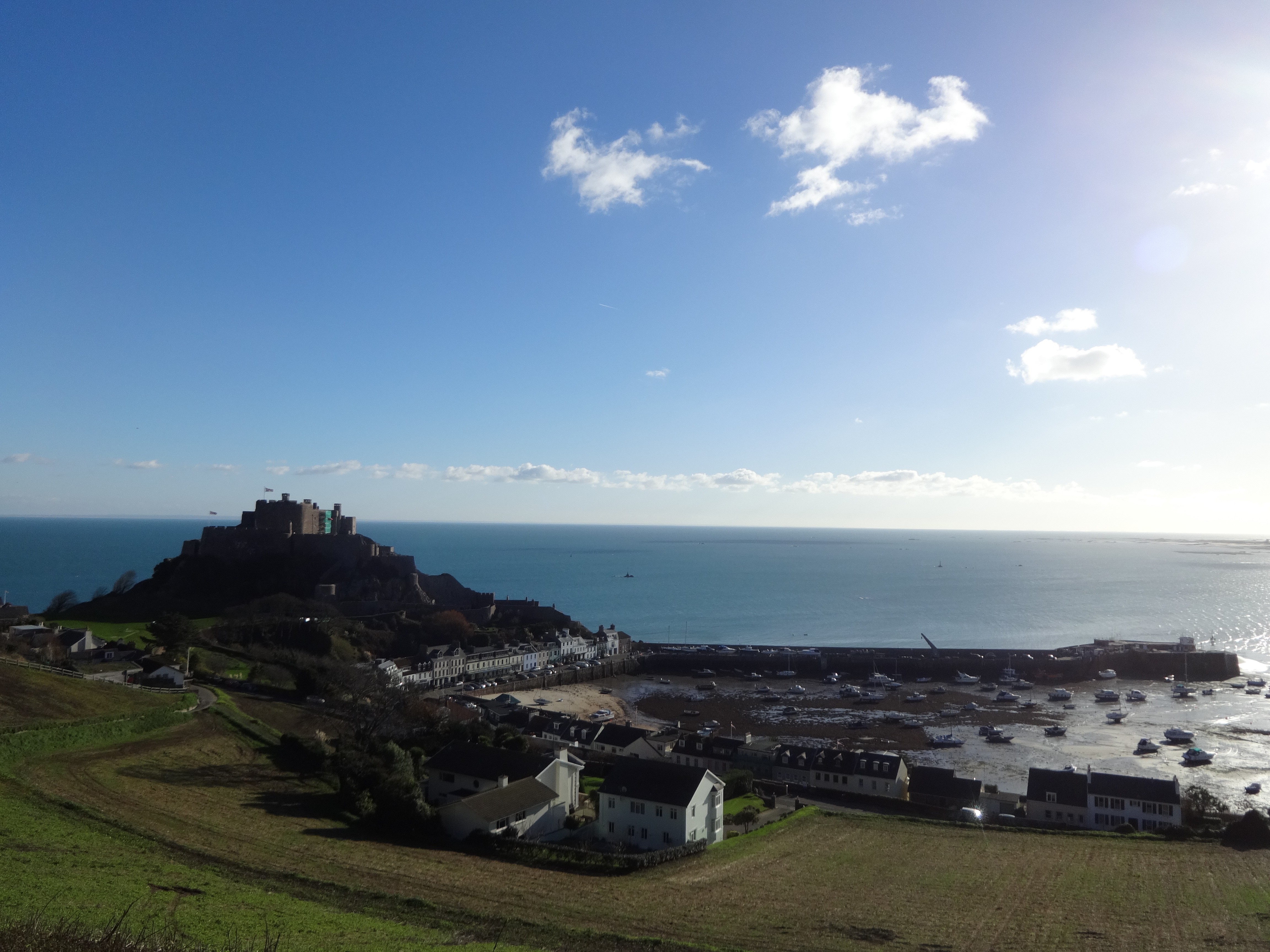 Château de Mont-Orgueil Château de Mont-Orgueil