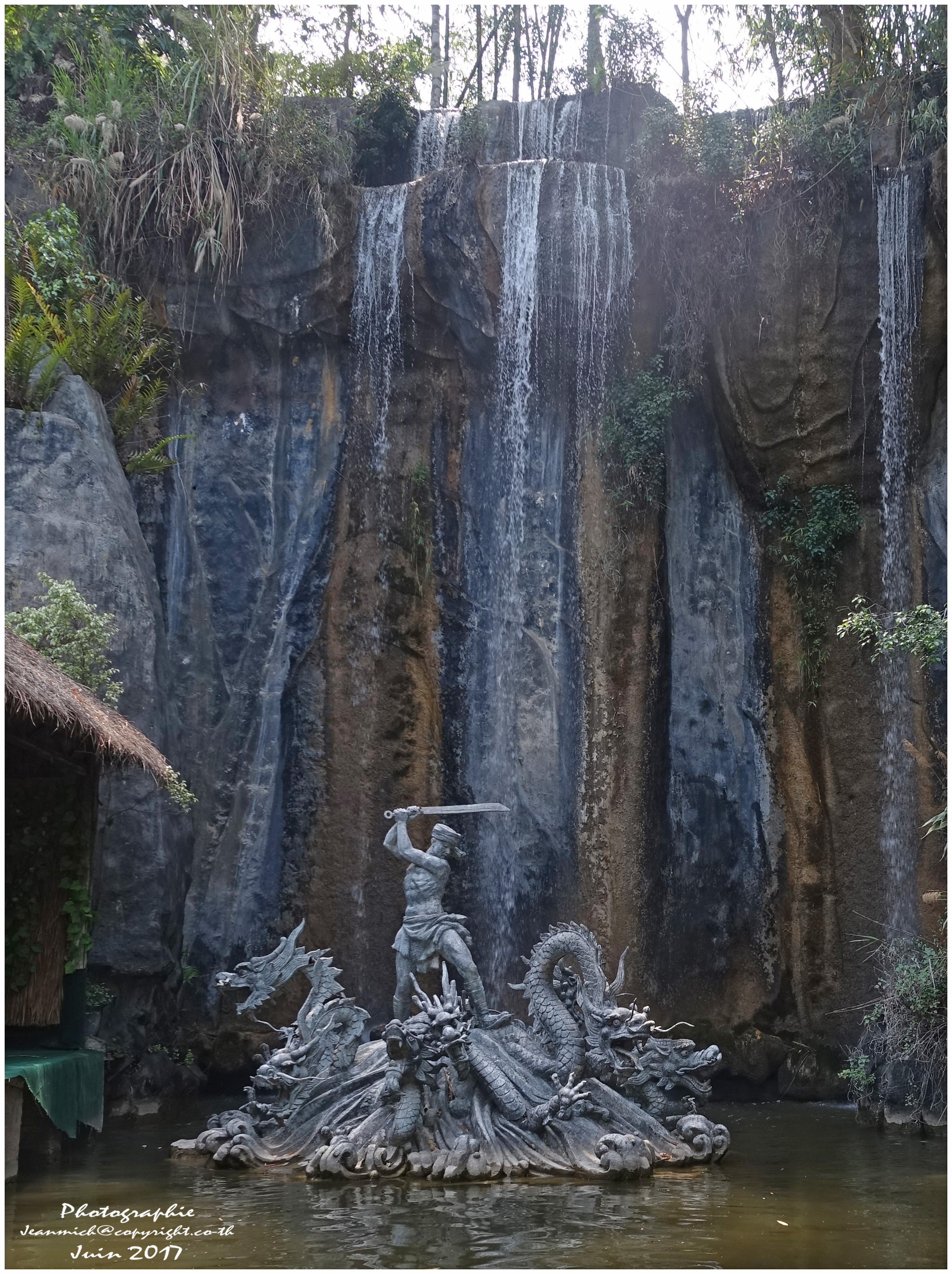 Chute d'eau Chute d'eau