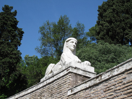 Le Sphinx Le Sphinx