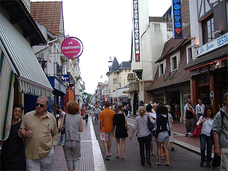 Rue commerçante du Touquet Rue commerçante du Touquet