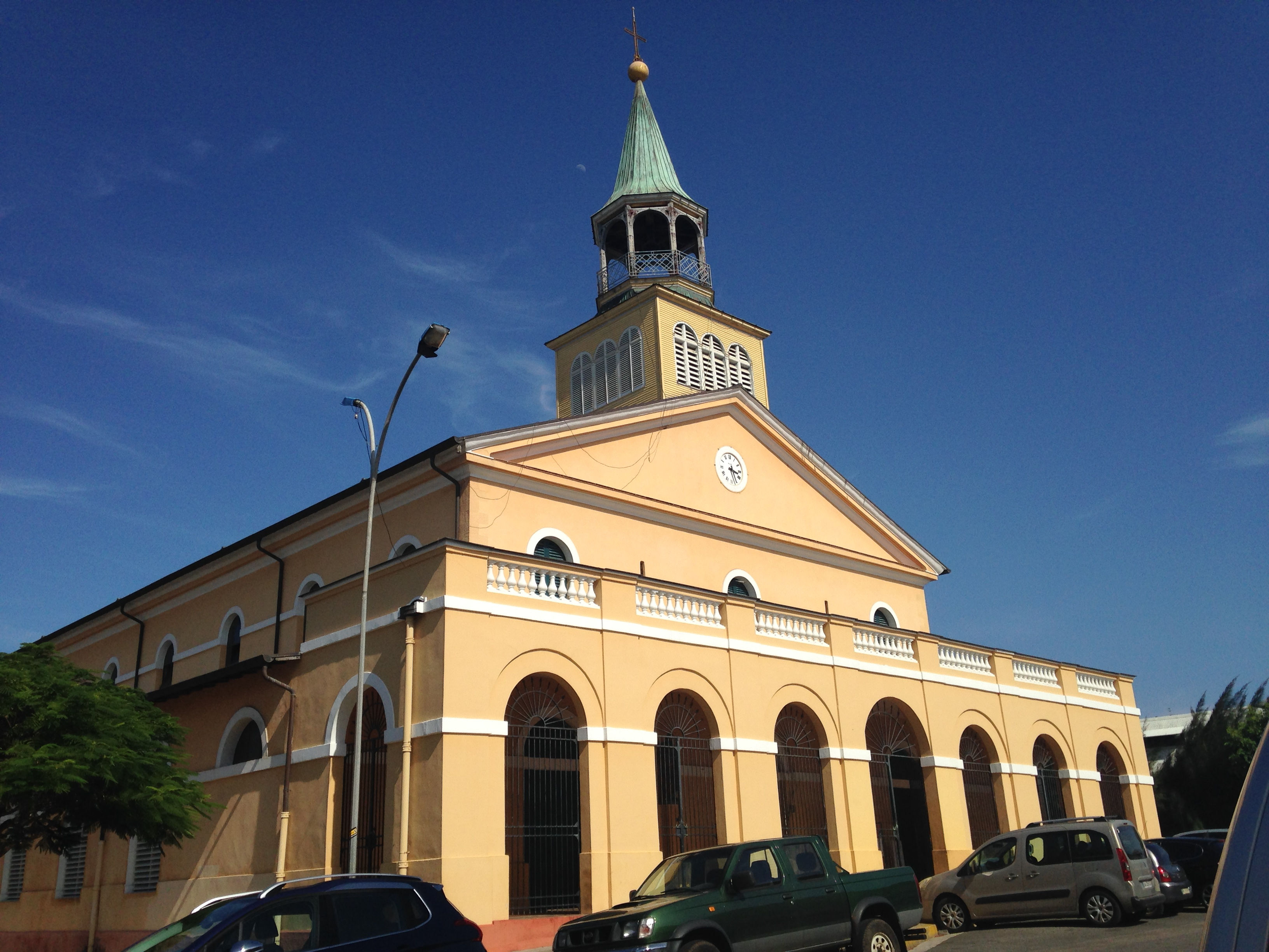La cathédrale Saint-Sauveur à Cayenne