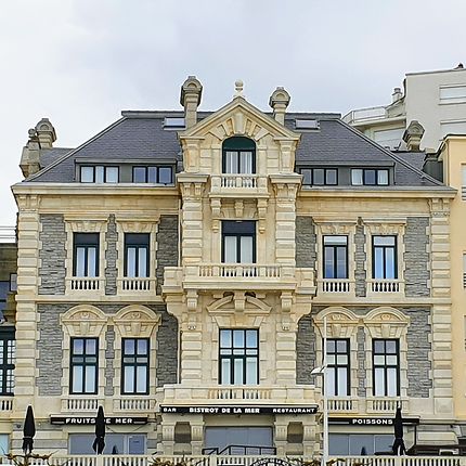 Remarquable ancien manoir de Biarritz