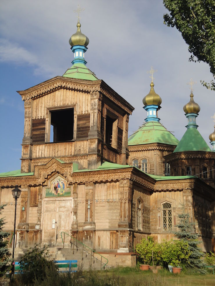 Eglise orthodoxe à Karakol, Kirghizistan